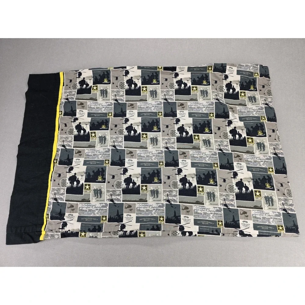 Set of Two US Army Pillow cases‎ Standard Helicopters